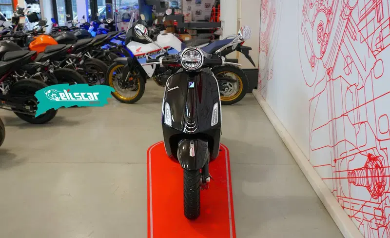 Vespa Primavera 125 (2024 - 25) (3)