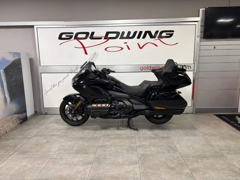 Honda GL 1800 Gold Wing Tour DCT & Airbag (2022 - 24) (7)