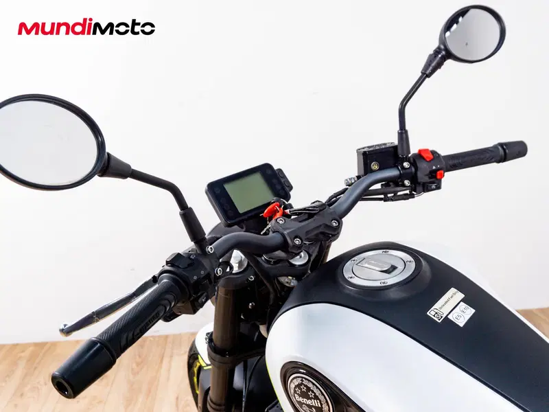 Benelli Leoncino 250 (2021 - 25) (11)