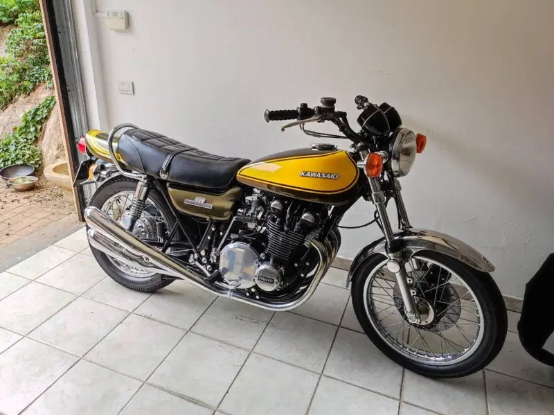Kawasaki Z1 900 testanera prima serie