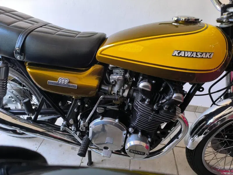 Kawasaki Z1 900 testanera prima serie (3)