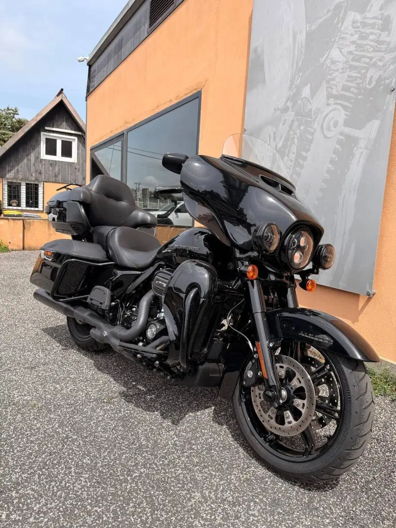 Harley-Davidson 114 Electra Glide Ultra Limited (2021 - 22) - FLHTK (4)