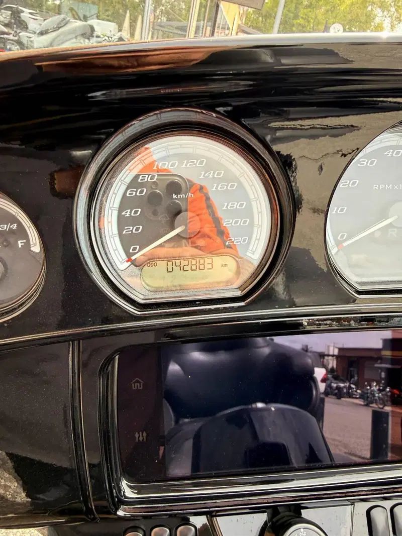Harley-Davidson 114 Electra Glide Ultra Limited (2021 - 22) - FLHTK (8)