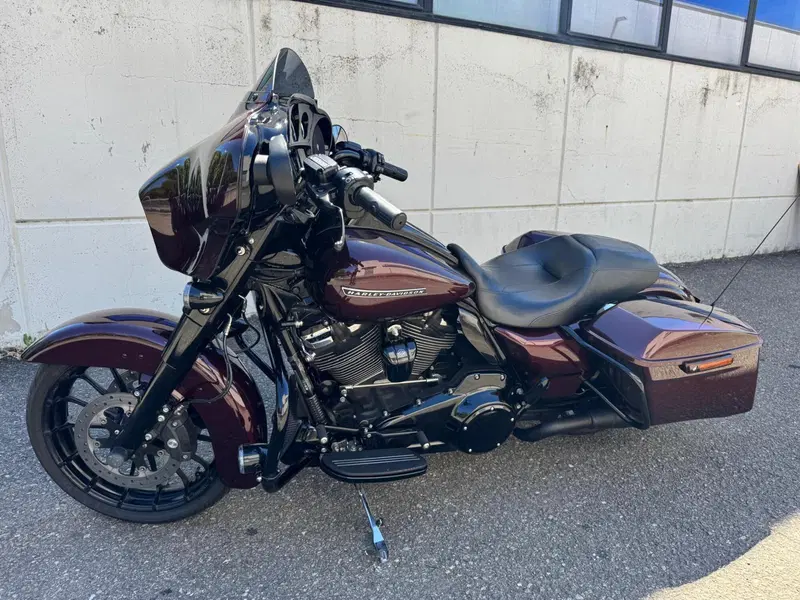 Harley-Davidson 114 Street Glide Special (2019 - 20) - FLHXS (3)