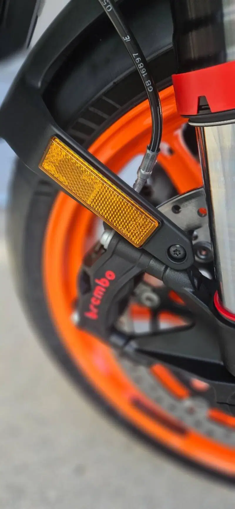 KTM 990 Duke R (2026) (12)