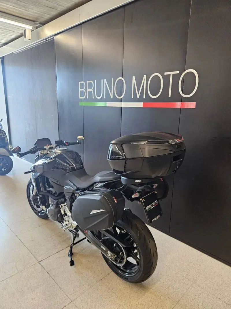Bmw F 900 R (2025 - 26) (2)