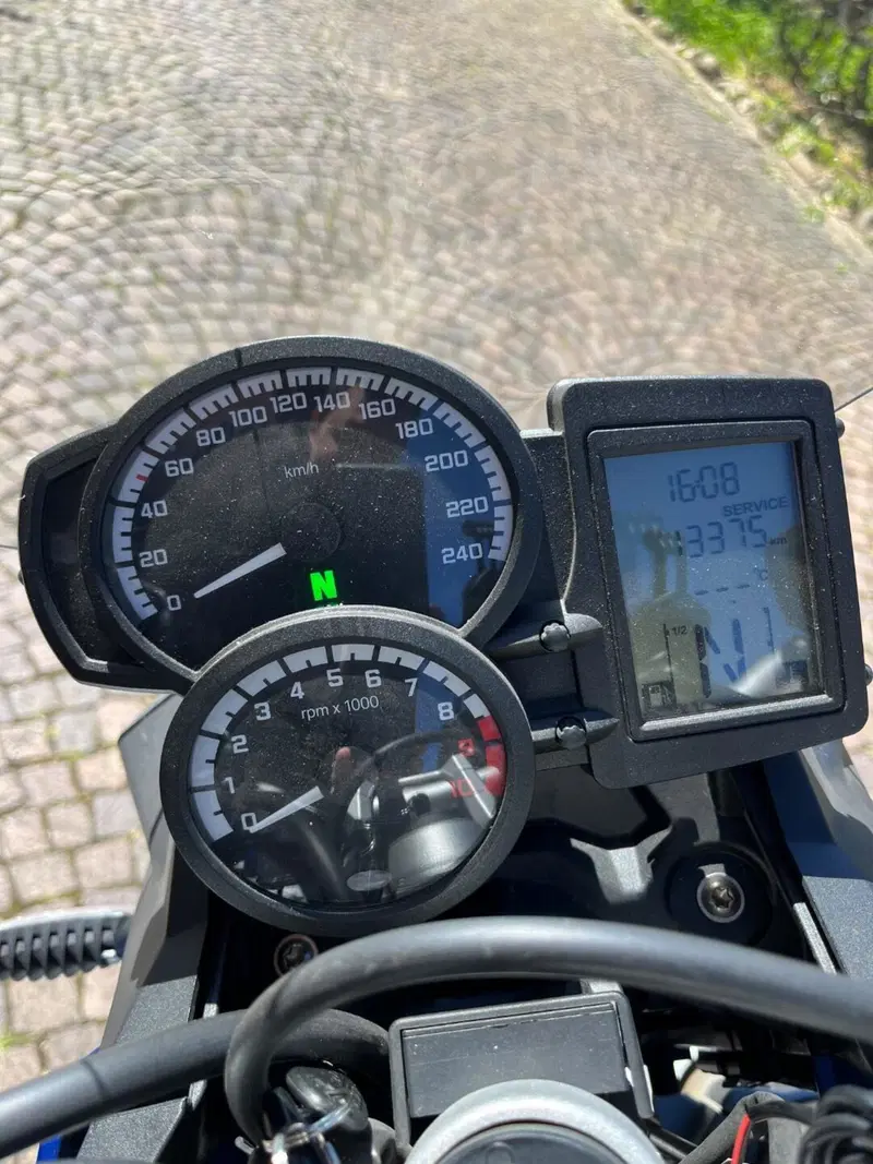 Bmw F 800 R (2015 - 16) (4)