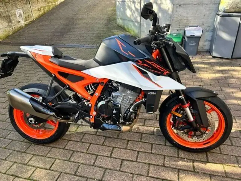 KTM 990 Duke R (2026) (2)