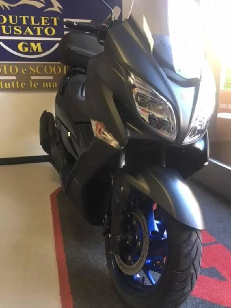 Suzuki Burgman 400 (2022 - 24) (6)