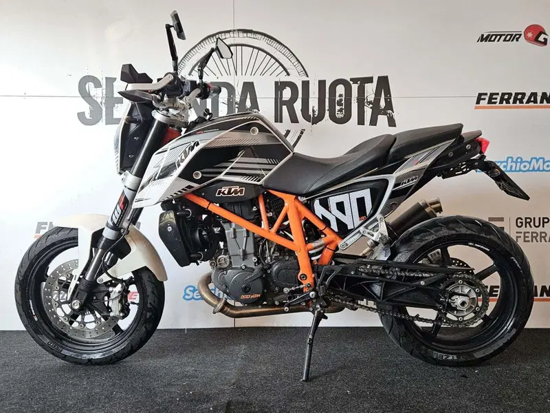 KTM 690 Duke R (2010 - 15) (4)