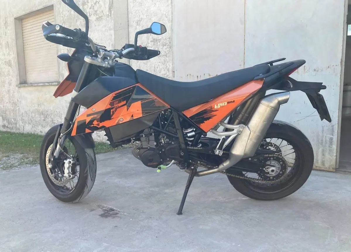 KTM 690 Supermoto (2007 - 12) (2)