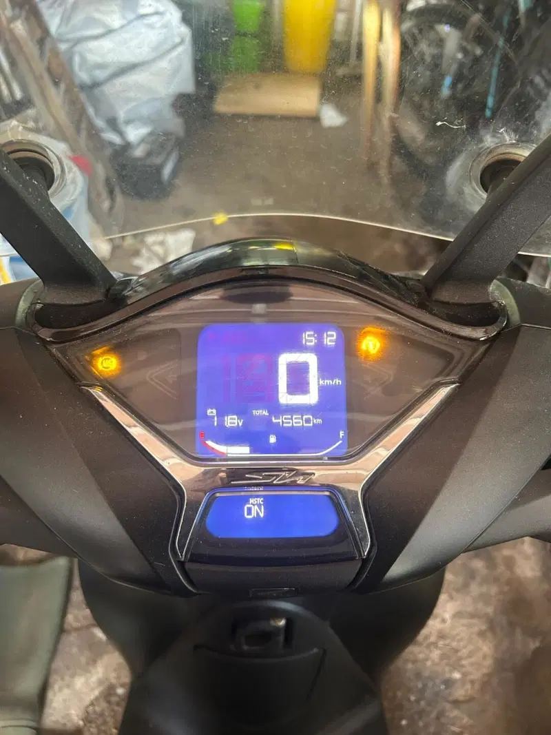 Honda SH 150i Sport (2022 - 23) (3)