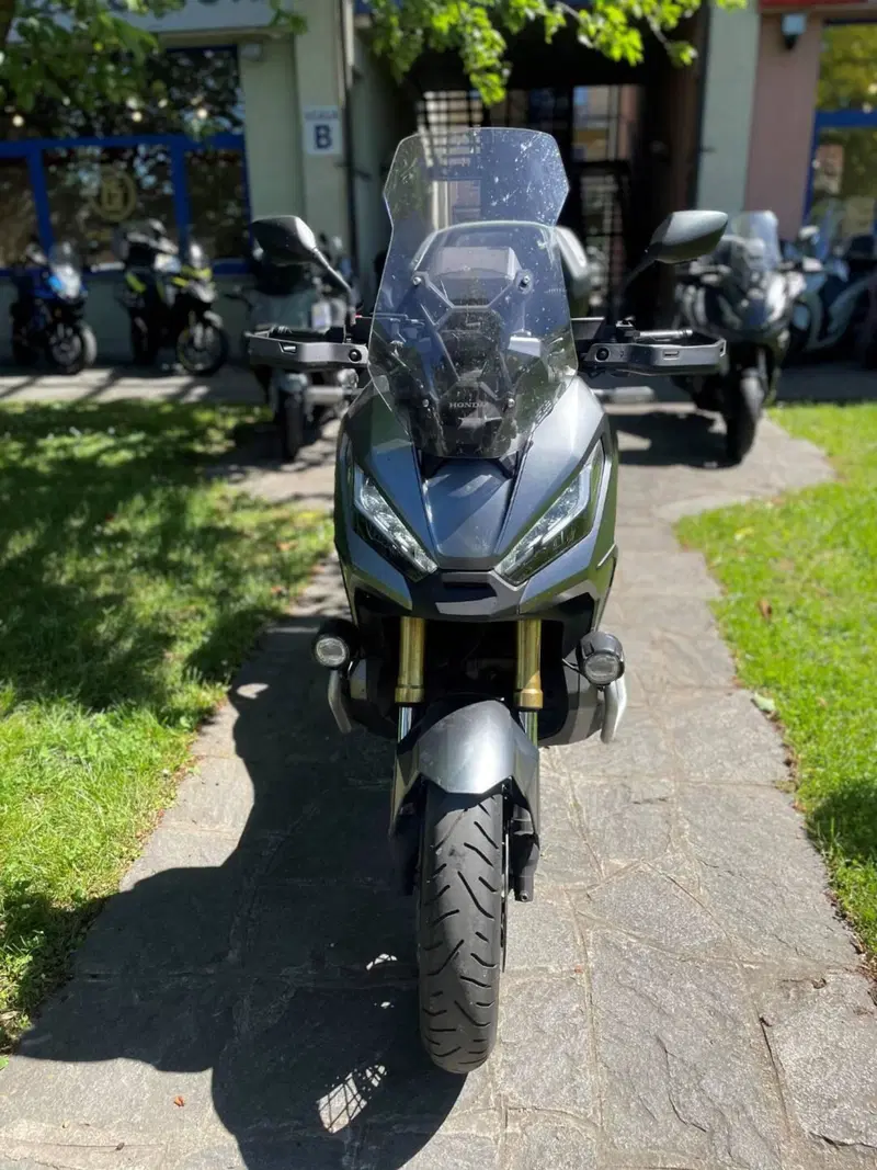 Honda X-ADV 750 DCT Adventure (2021 - 24) (3)