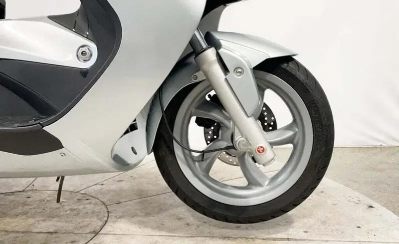Malaguti Madison 250 RS (2003 - 04) (4)