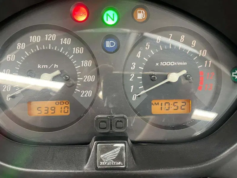 Honda CBF 600 (2004 - 06) (5)