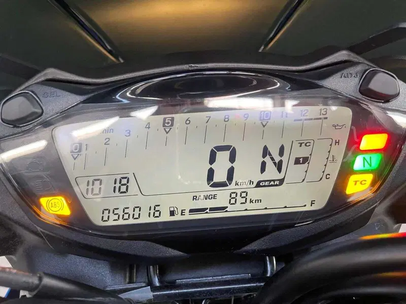 Suzuki GSX S 750 Yugen (2018 - 20) (5)