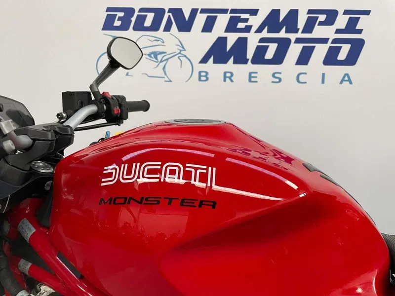 Ducati Monster 821 (2018 - 20) (4)