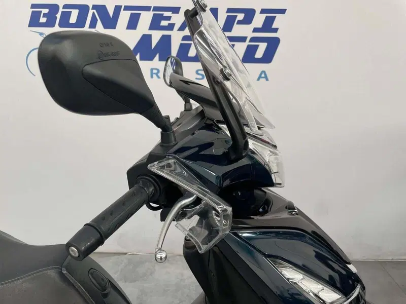 Kymco Agility 300i (2021 - 25) (3)