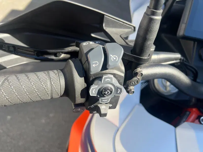 KTM 1290 Super Adventure R (2022 - 25) (13)