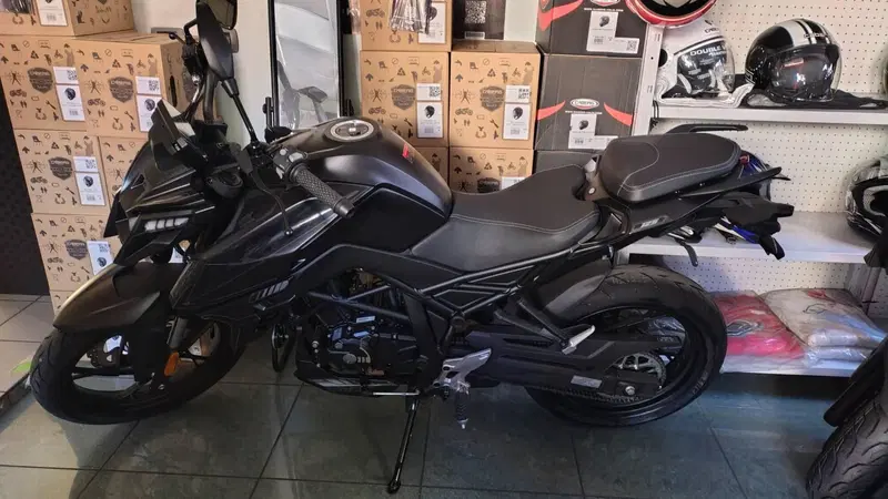 Voge Brivido 125S (2026) (2)