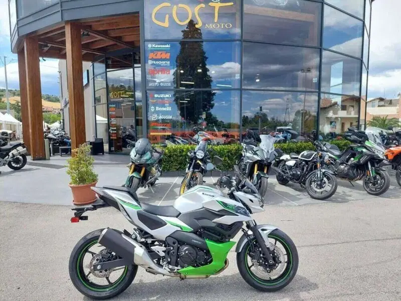 Kawasaki Z7 Hybrid (2024 - 26)