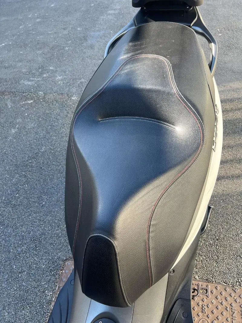 Piaggio Beverly 350 Police ABS-ASR (2018 - 20) (10)