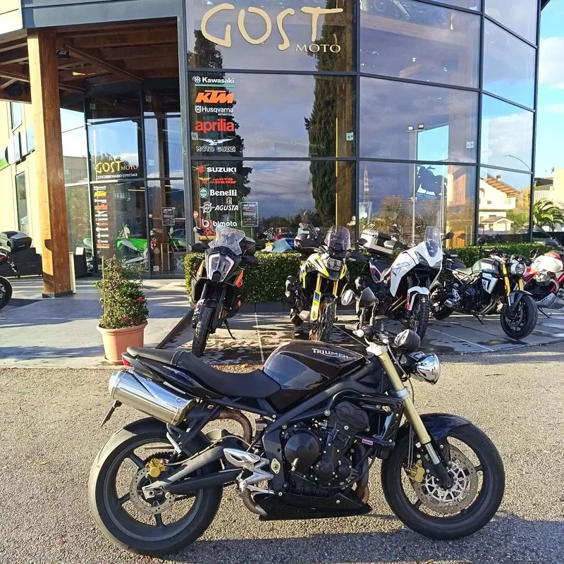 Triumph Street Triple (2007 - 12)
