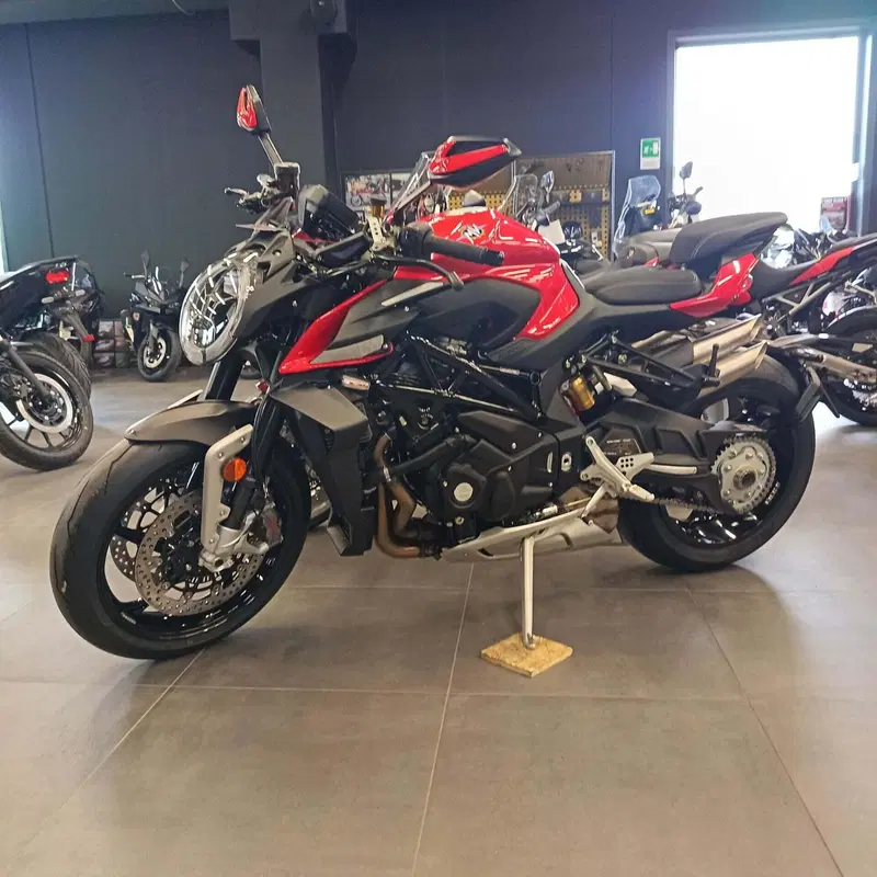 MV Agusta Brutale 1000 RS (2022 - 26)
