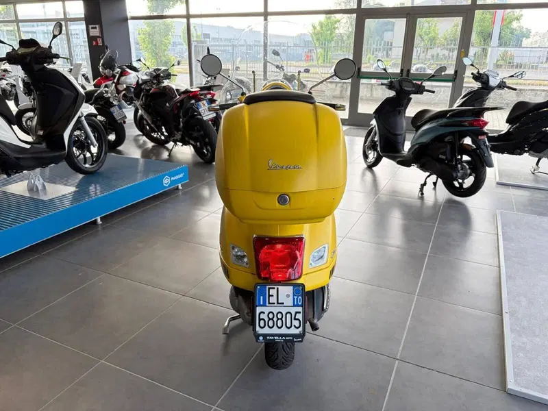 Vespa GTS 300 Super Sport (2017 - 19) (6)