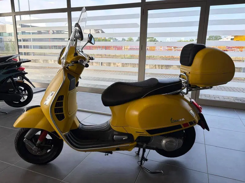Vespa GTS 300 Super Sport (2017 - 19) (8)