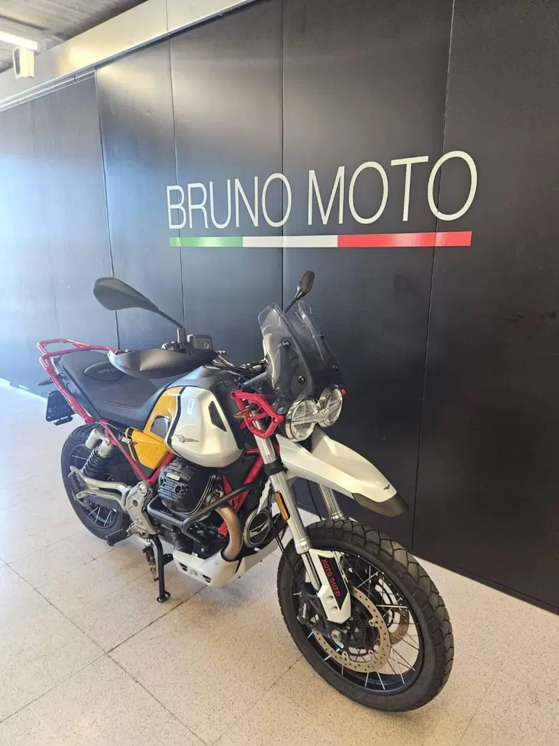 Moto Guzzi V85 TT (2021 - 23) (6)