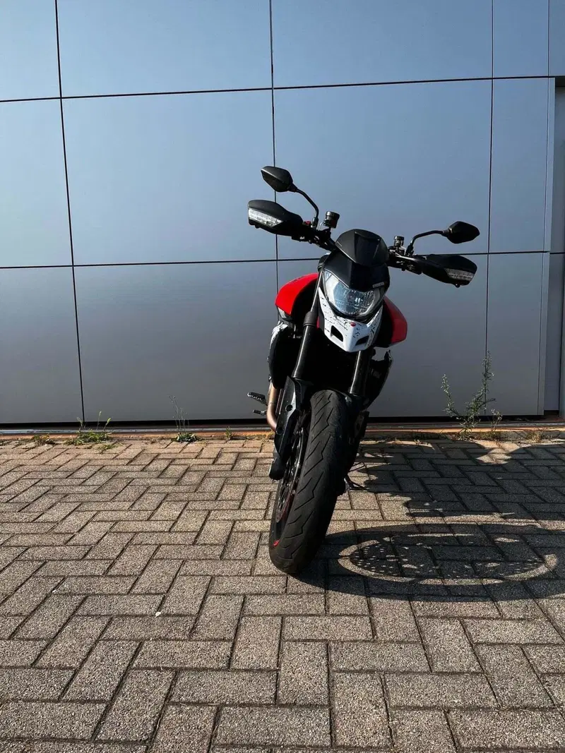 Ducati Hypermotard 950 RVE (2022 - 25) (3)