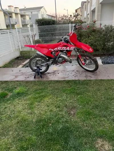 GASGAS MC 125 (2023) usata