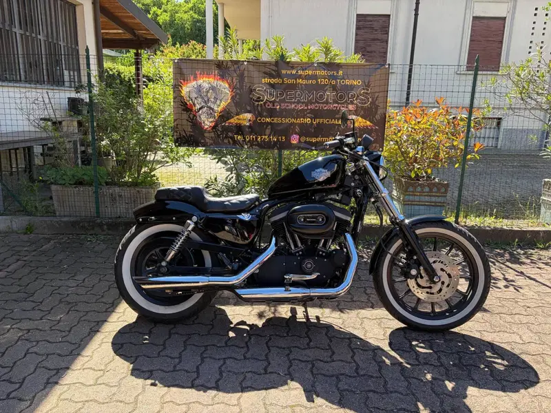 Harley-Davidson 883 R (2004 - 05) - XL 883R