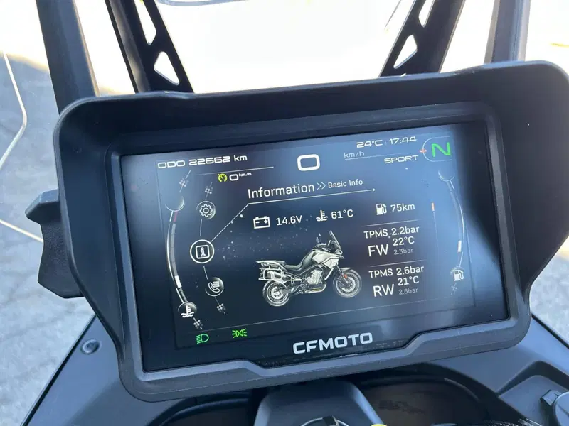 CFMOTO 800MT Touring (2022 - 26) (7)