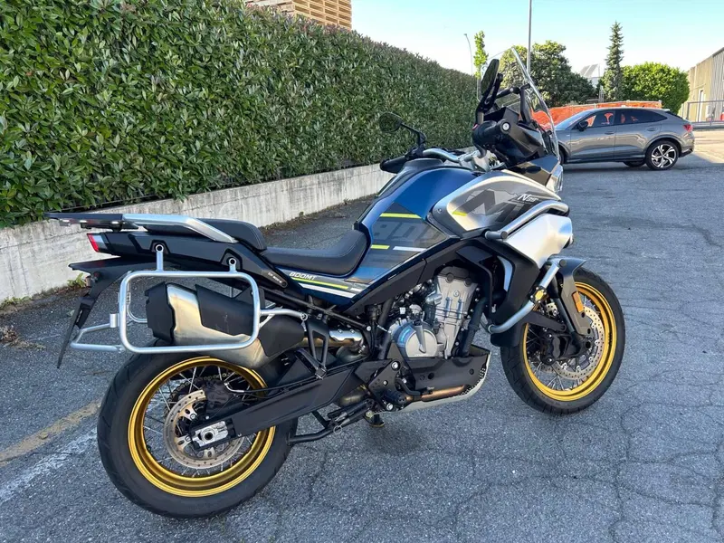 CFMOTO 800MT Touring (2022 - 26) (9)
