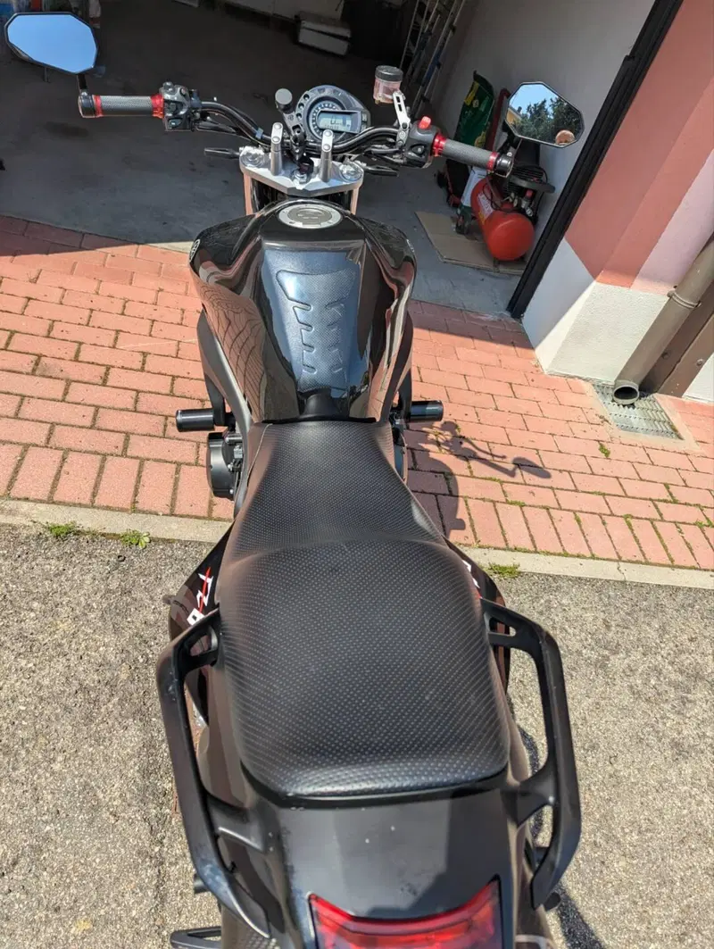 Yamaha FZ6 (2004 - 07) (4)