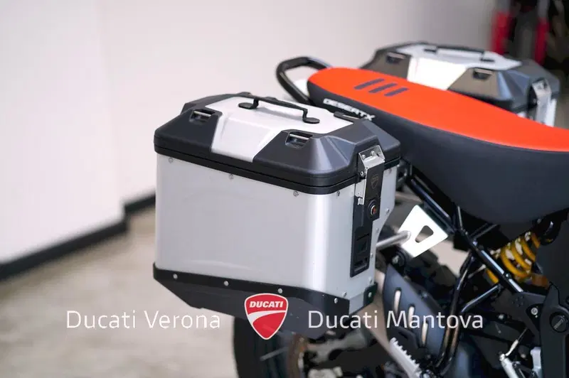 Ducati DesertX (2022 - 25) (10)