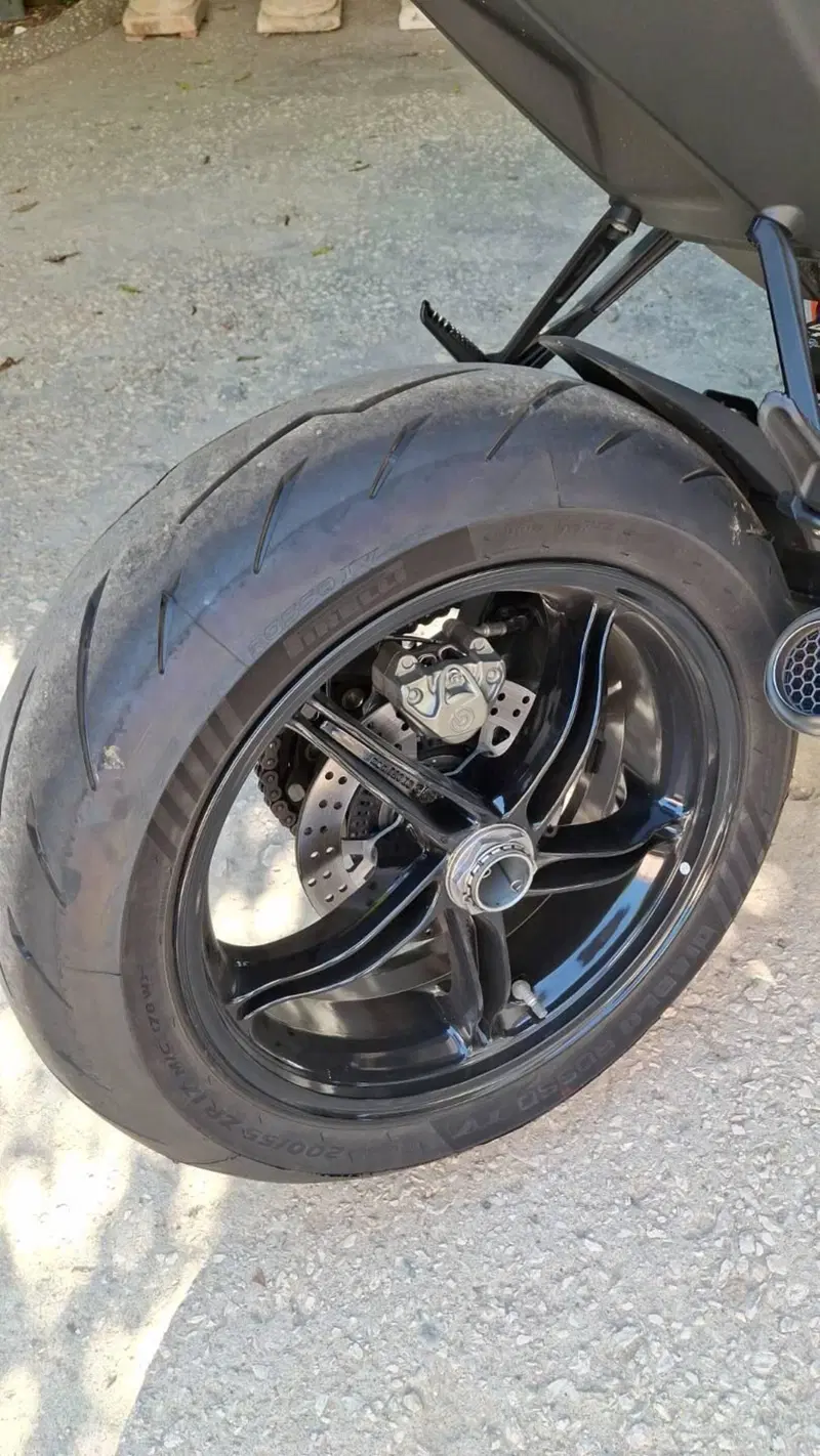 KTM 1390 Super Duke R EVO (2024 - 26) (9)