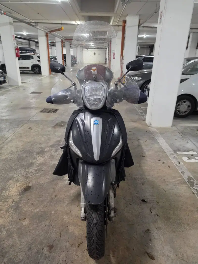Piaggio Beverly 350 Police ABS-ASR (2018 - 20)