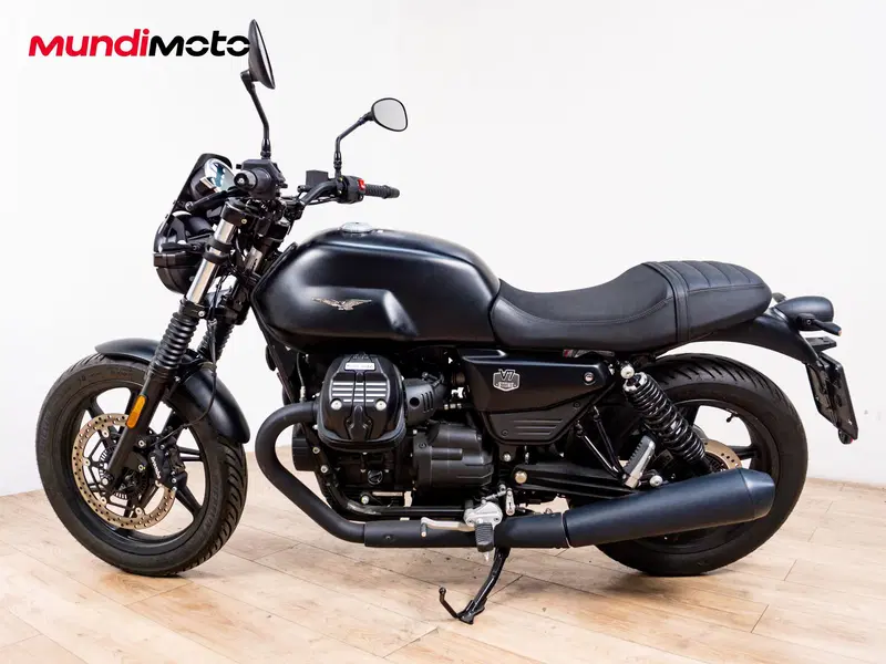 Moto Guzzi V7 850 Stone Special Abs (2021) (4)