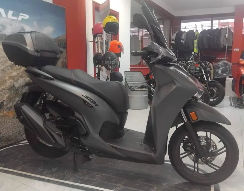 Honda SH 350i Sport (2025 - 26) (4)