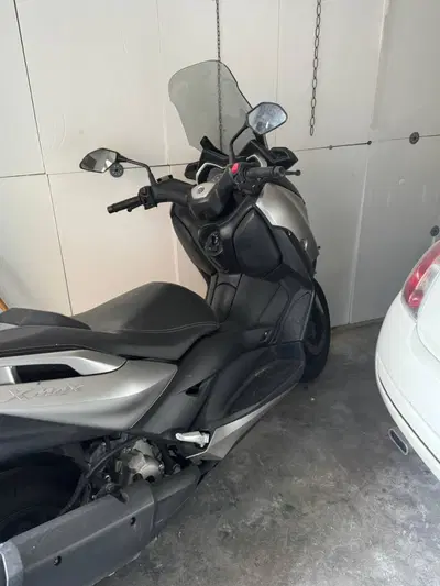 Yamaha X-Max 300 (2021 - 24) usata