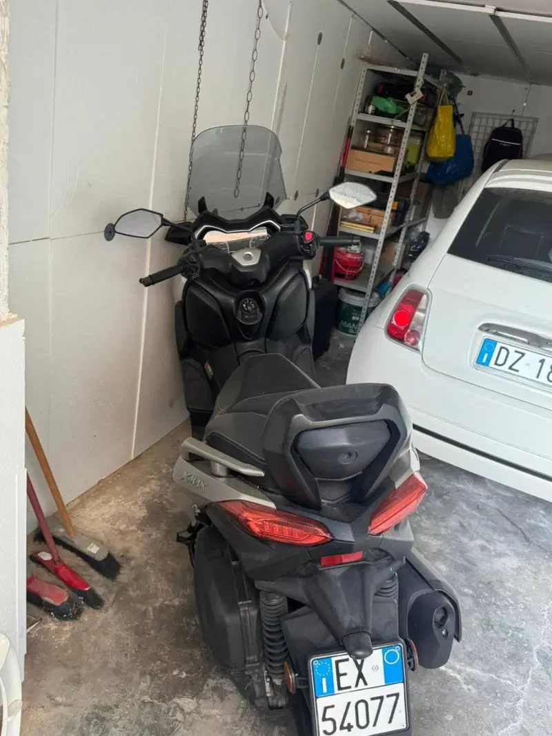 Yamaha X-Max 300 (2021 - 24) (6)