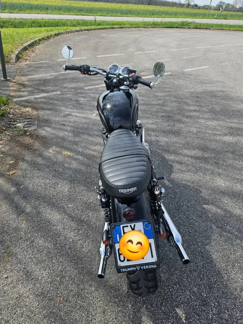 Triumph Bonneville T120 (2021 - 25) (7)