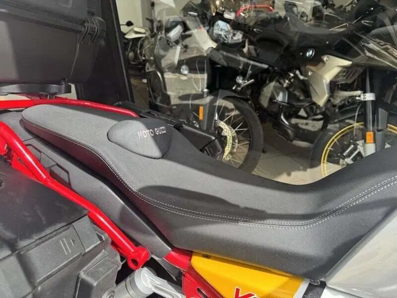Moto Guzzi V85 TT (2019 - 20) (5)