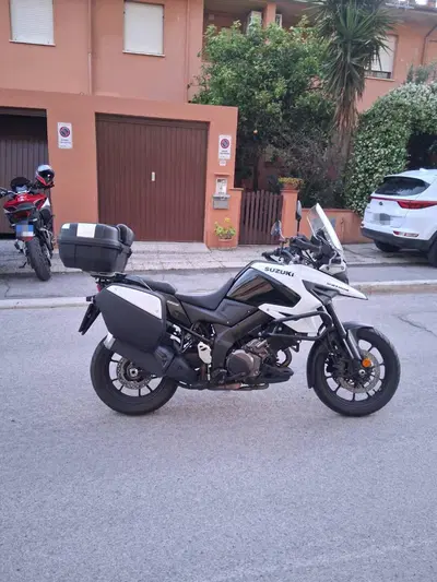 Suzuki V-Strom 1050 (2020 - 21) usata