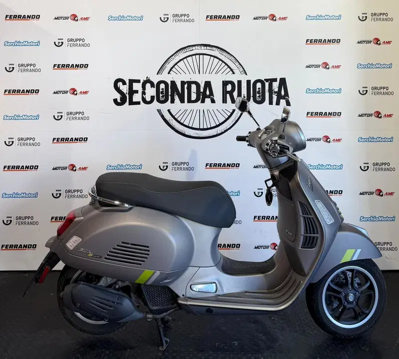 Vespa GTS 125 Super Tech (2023 - 24)