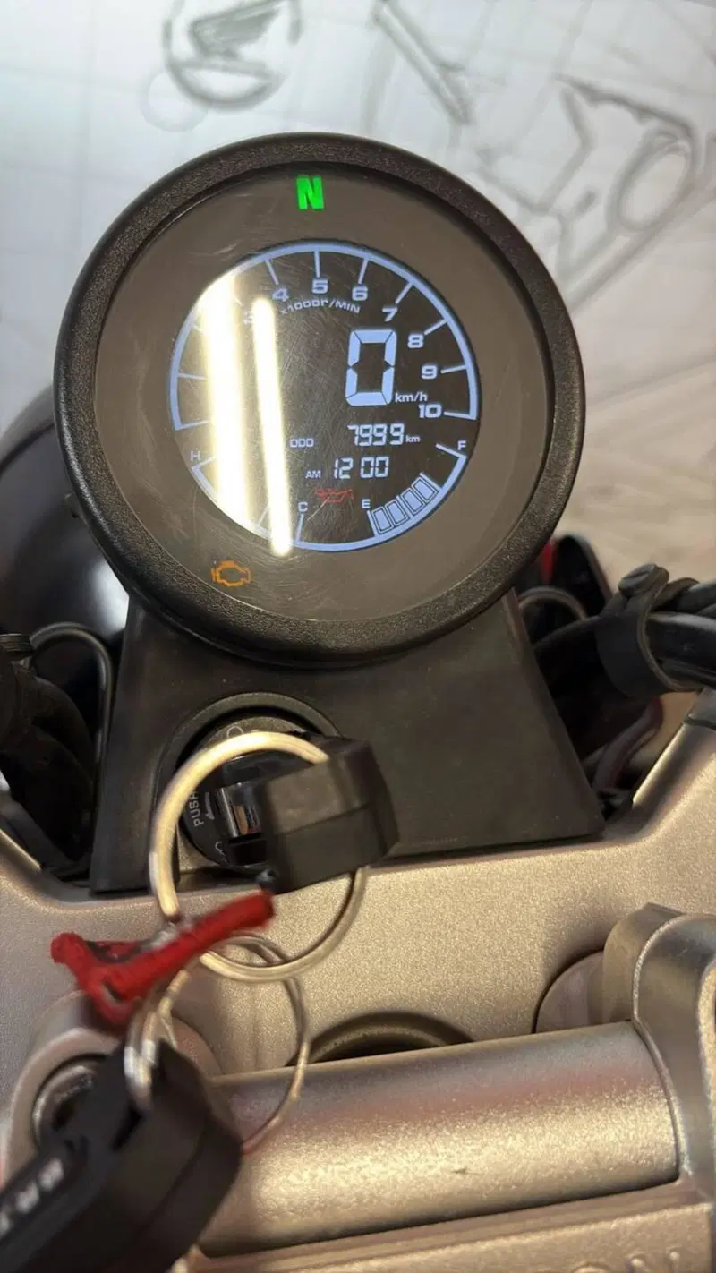 Brixton Motorcycles Crossfire 500 (2021 - 25) (8)
