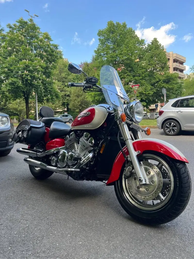 Yamaha XVZ 1300 Royal Star (1996 - 02) (2)